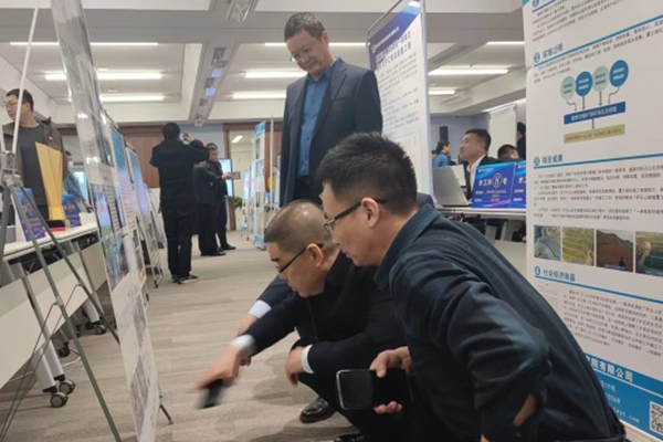 041680572680108683.png 041680572680108683.png